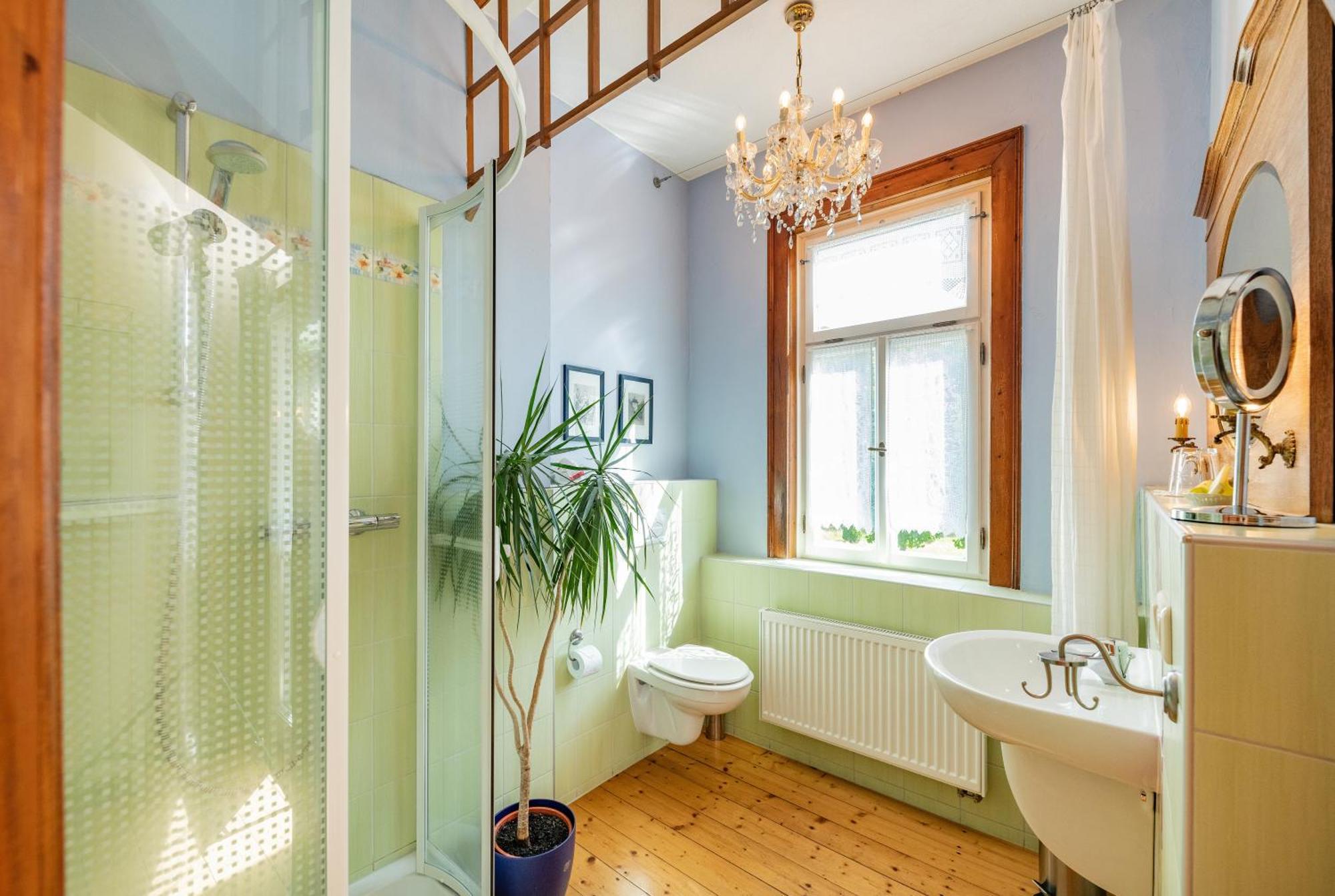 Hotel Villa Rossek Bad Liebenstein Rum bild
