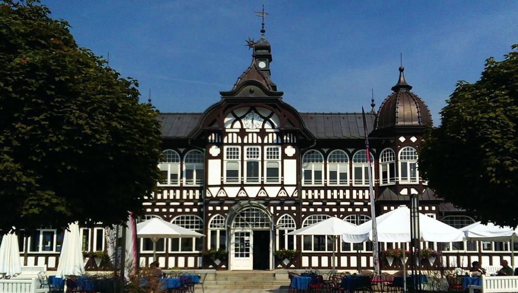 Hotel Villa Rossek Bad Liebenstein Exteriör bild