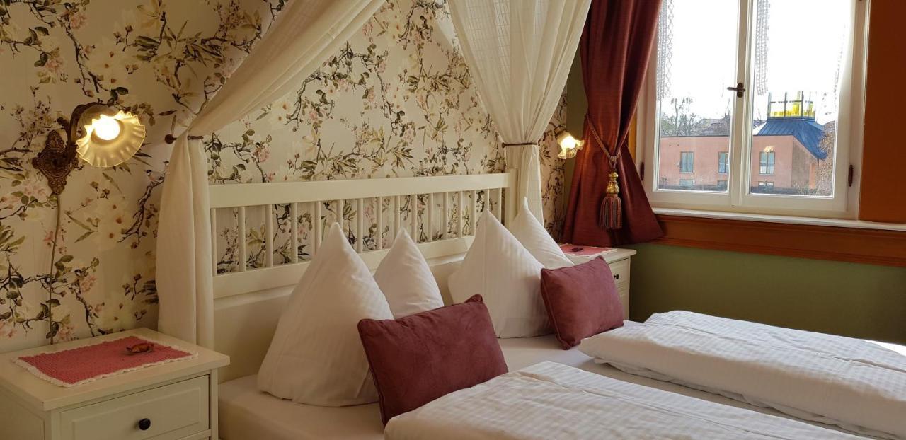 Hotel Villa Rossek Bad Liebenstein Exteriör bild